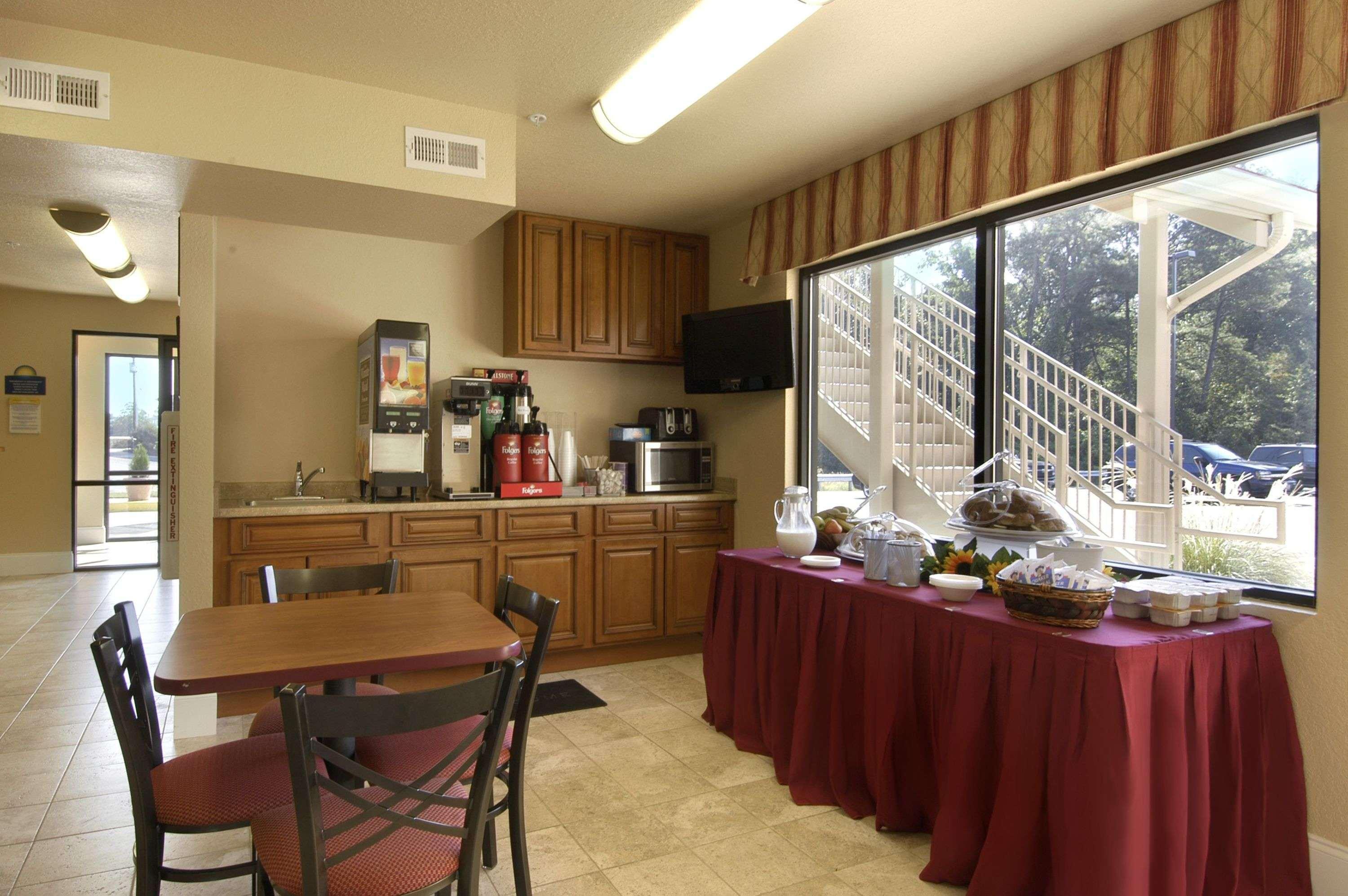 Days Inn Of Centre Extérieur photo